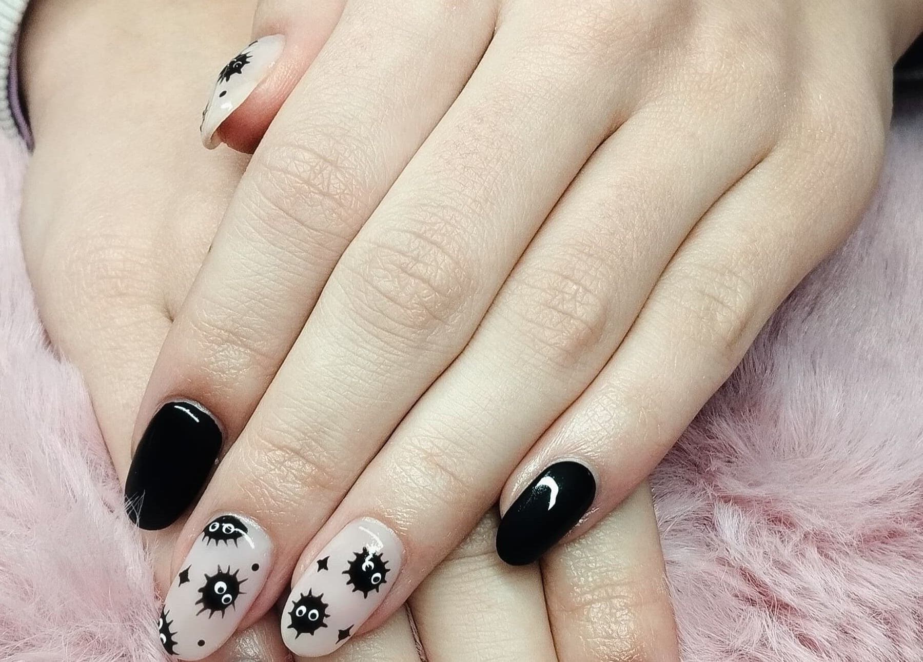 Stylish black and white nail art at Nails By Kim, Pretoria, Gauteng, ZA.