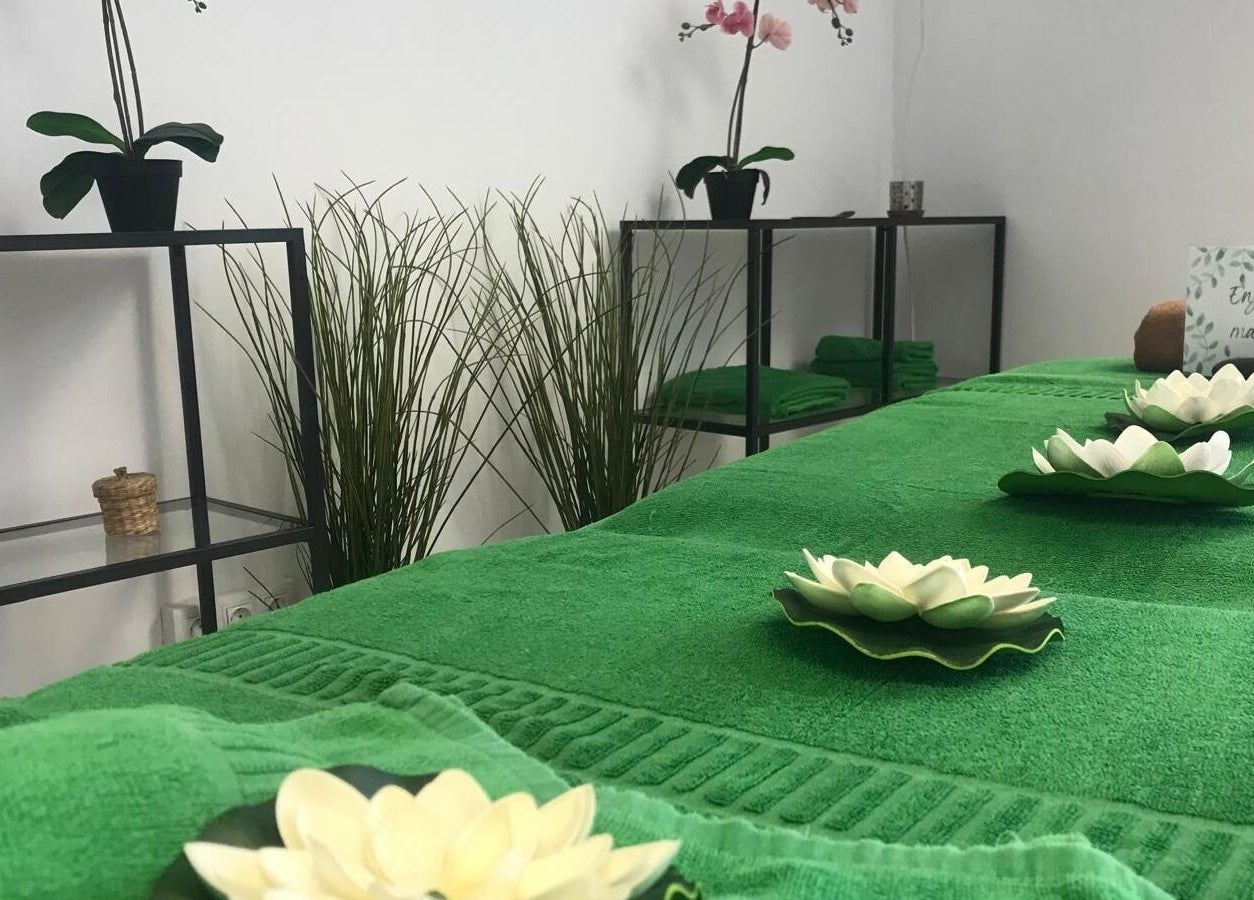 Sala de masajes zen en Lanzarote Massages, Costa Teguise, Canarias, ES.