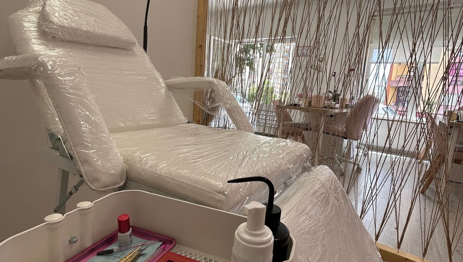 Maarinbeauty image 1