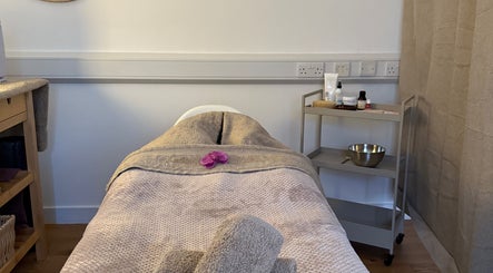 White Rose Holistics