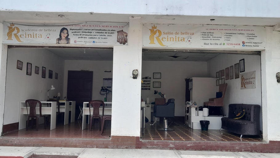 Salón y academia de Belleza Reinita, bilde 1
