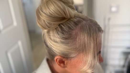 Haus of hair by Taylor