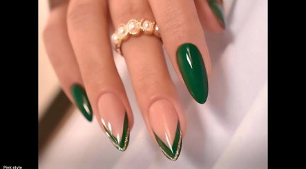 The Nail & Brow Room image 2