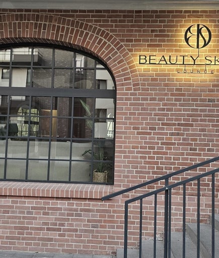 Beauty Skills Lounge image 2