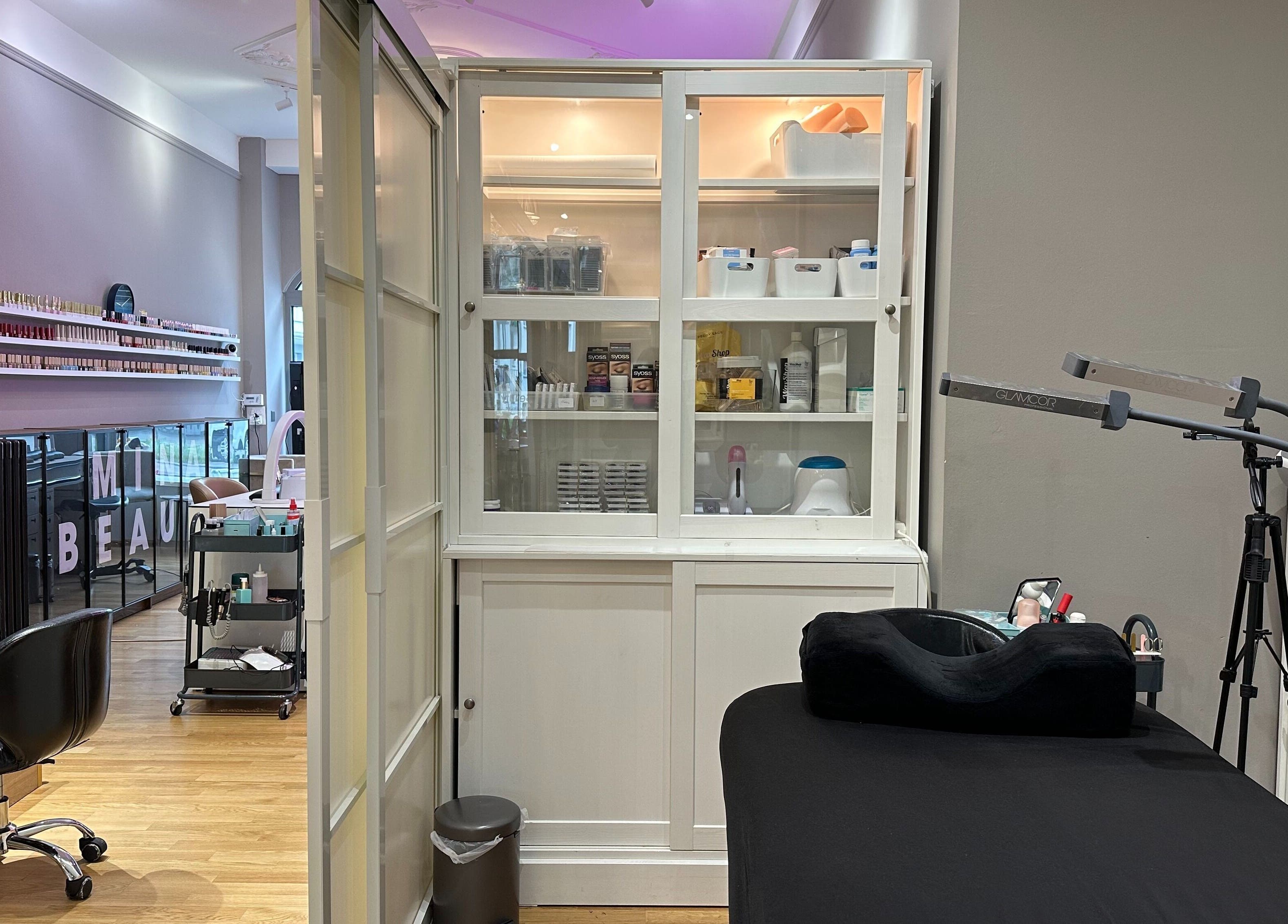 Beauty treatment room at Mina Beauty Seefeld, Zürich, Zürich, CH showcasing elegant decor and equipment.