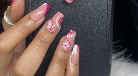 Chic floral nail art at TipTastic Nails, Plymouth, Tobago, TT.