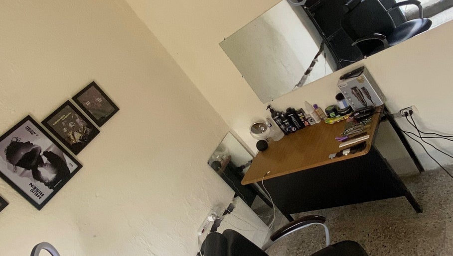 Natural Fadez Barber Shop image 1