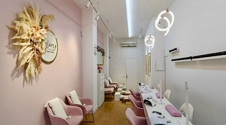 Glam Nails Studio - Guillem Tell