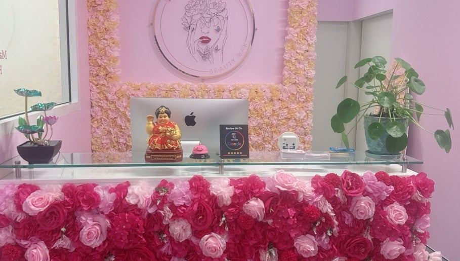 Explosion Beauty Bar изображение 1