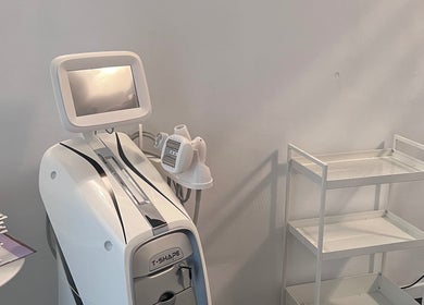 Macchinario estetico presso Ms Mesaskin a Borgaro Torinese, Piemonte, IT, per trattamenti di bellezza.