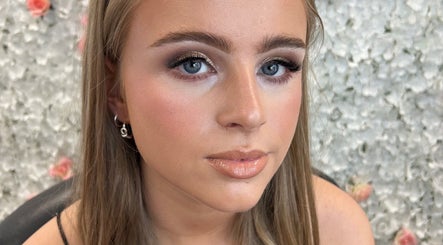 Heidi-Jo’s Beauty and Training image 2