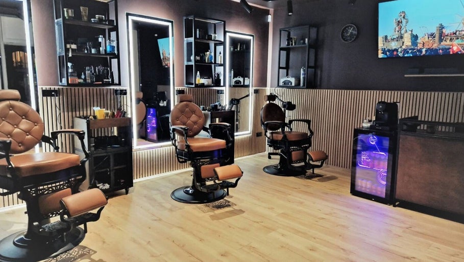 Legend's Barber slika 1