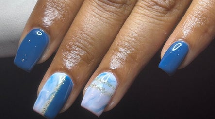 Anushka Does Nails图像3