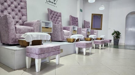 Claumar Nails Spa and Boutique