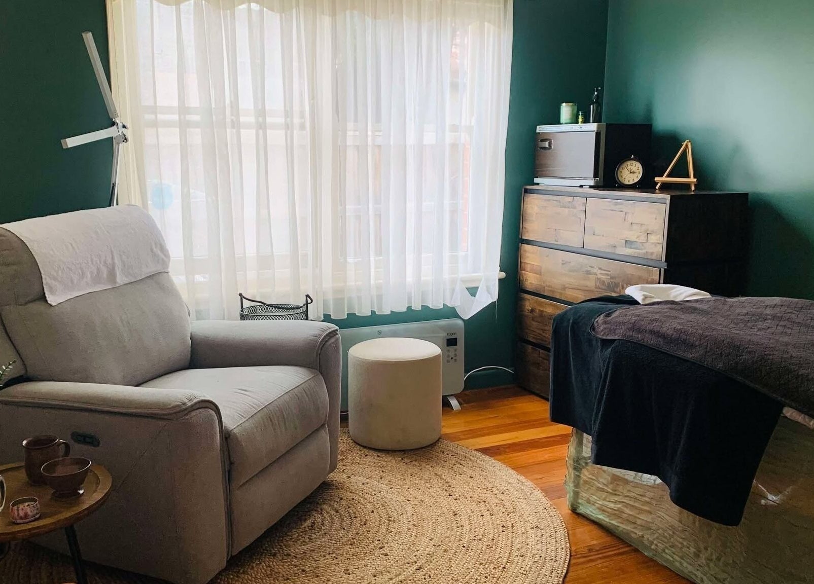 Serene massage room at Remedy Massage Studio by June, Bentleigh East, Victoria, AU, featuring a relaxing chair.