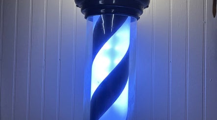 Immagine 2, RIGGS BARBER