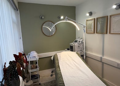 Tranquil spa treatment room at Kelly at No92 Hair and Beauty, Bridlington, England, GB with decor and equipment.