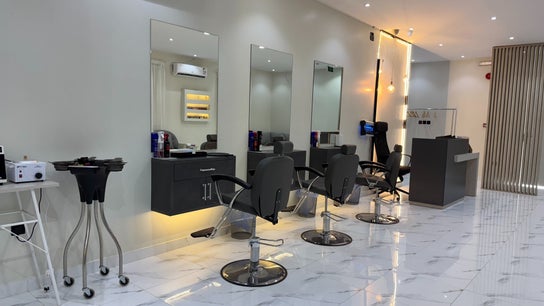 Cura Salon | كورا صالون