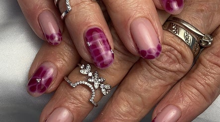 L Nails 68 image 2