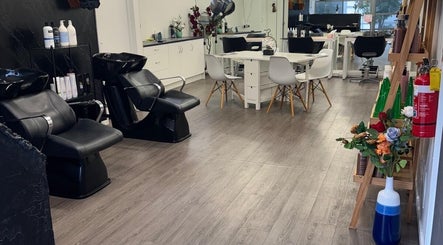 Choice Hair & Beauty, bild 2