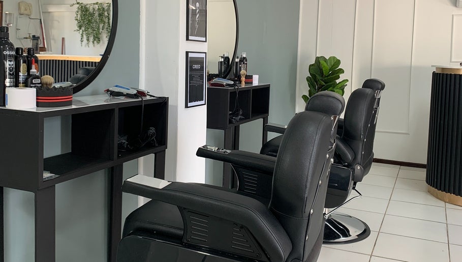 Christos Barbershop image 1