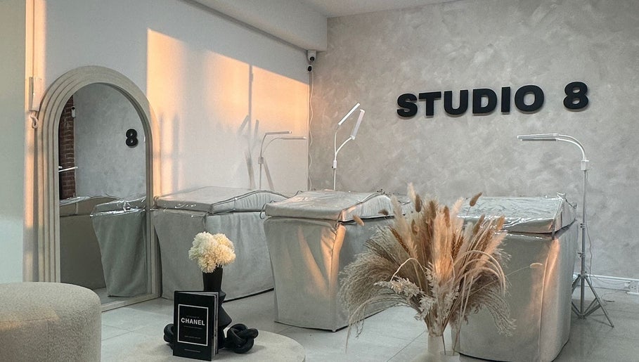 J Cstudio image 1