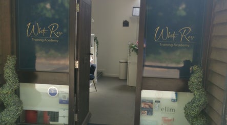 Reflexology And Indian head massage with Julie image 3