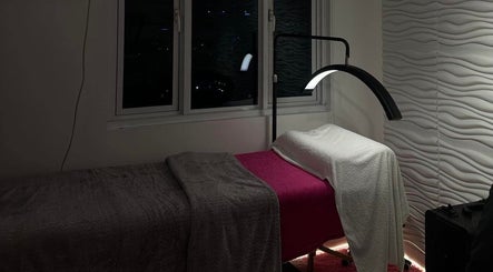 Glow Up Studio By Iya