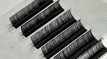 Axe Lashes