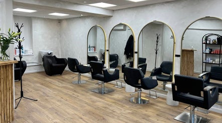 Rossa Hair