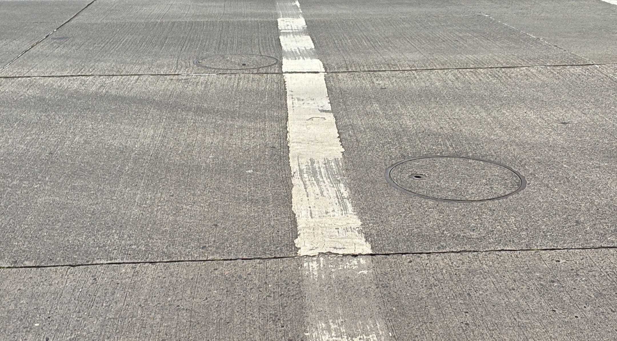 Superficie de concreto cerca de Righo.99, Puerto Montt, Los Lagos, CL.