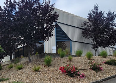 Core Essence building with landscaped greenery in Sebastopol, California, US showcasing beauty and wellness.
