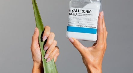 The Sculpting Clinic image 3