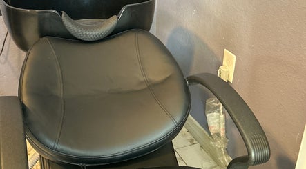 Queenp Style Llc