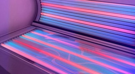 Bentleywood Tanning Studios image 2