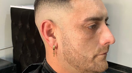 Balo Barber Studio