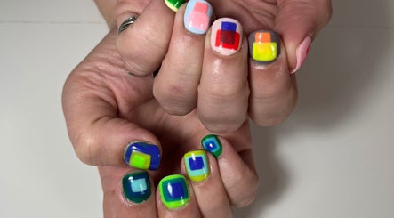 Salt Nails
