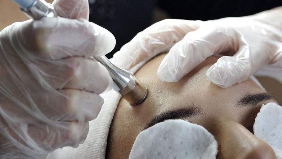 Ageless Skin Lab billede 1