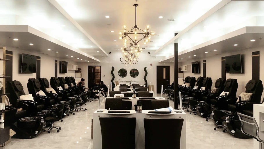 Coco Nail Bar- South Elgin, bild 1