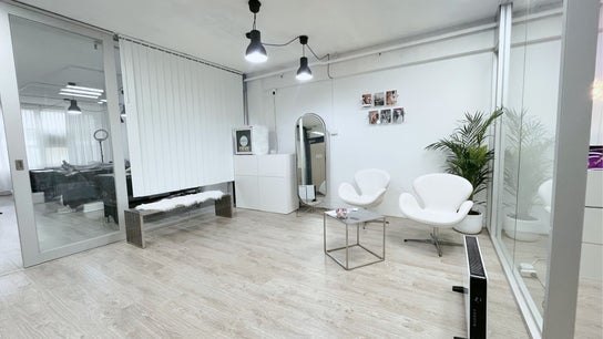 InnovaSkin Studio - Collins St