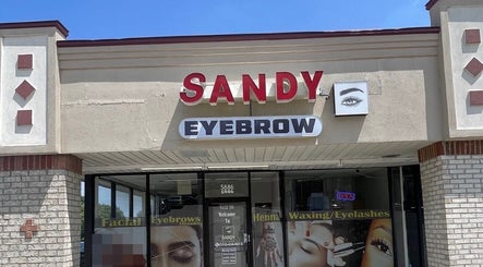 Front view of Sandy Eyebrows in Cincinnati, Ohio, US, showcasing its beauty services.