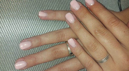 Nails on the Go image 3