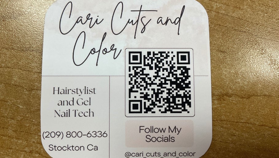 Cari Cuts And Color slika 1