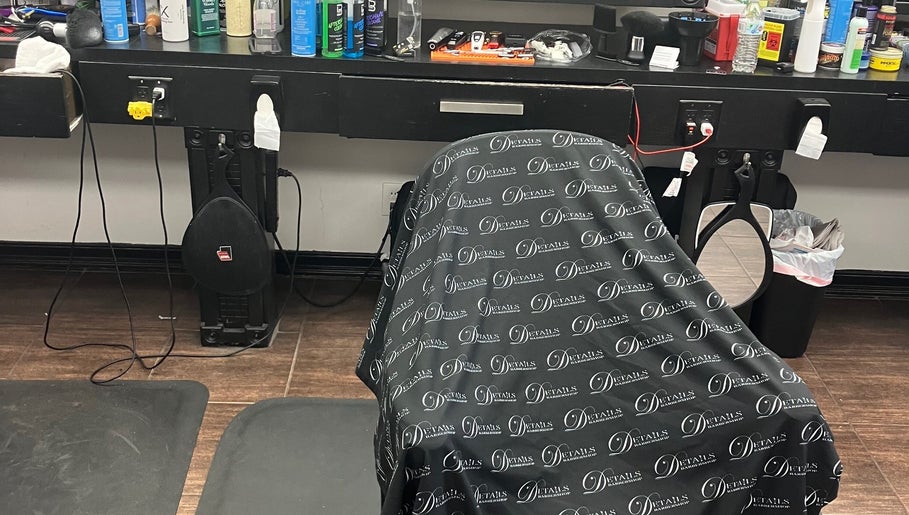 รูปภาพ Rhode Island Barber Marques Moniz 1