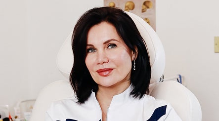 Skin Clinic Spain - Dr Oksana Watson