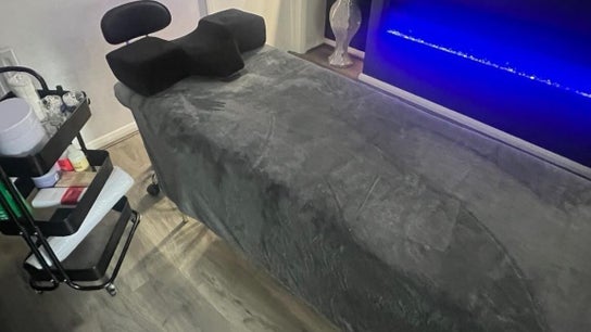 Glo Luxe Studios