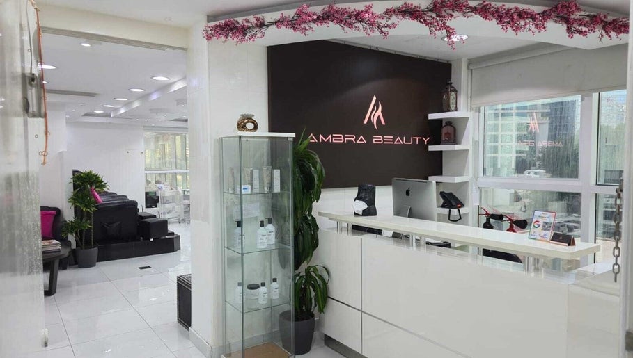 Ambra Beauty, bilde 1