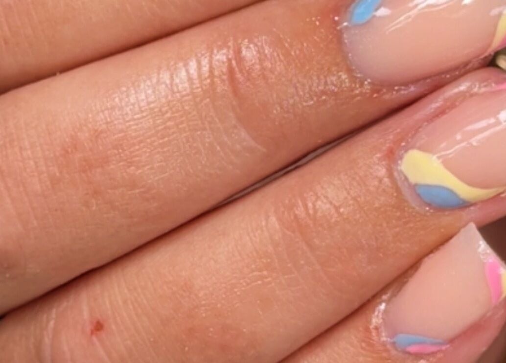 Chic pastel nail art by Nails by Sienna in Pontefract, England, GB for a stylish and trendy look.