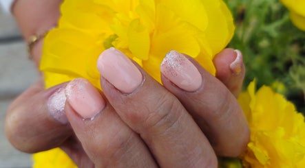 ClawMeNails image 3