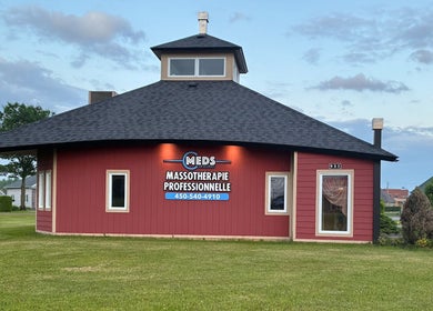 Façade de Clinique MEDS à Saint-jean-de-matha, Québec. Massothérapie et cryothérapie professionnelle.